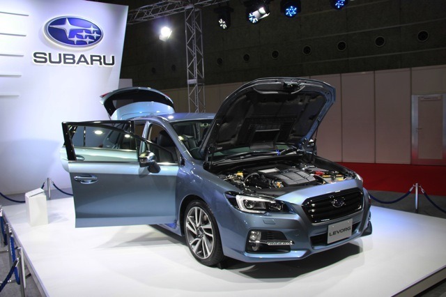 スバル「LEVORG」が、大阪モーターショーでも話題