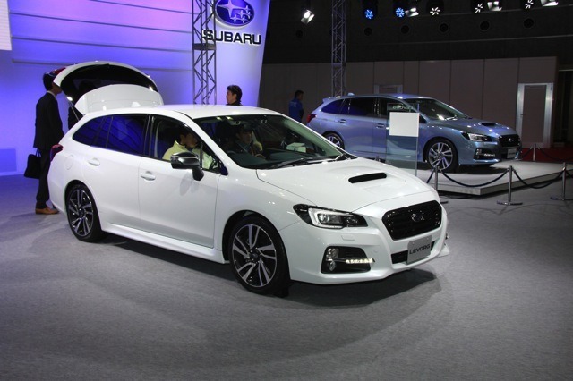 スバル「LEVORG」が、大阪モーターショーでも話題