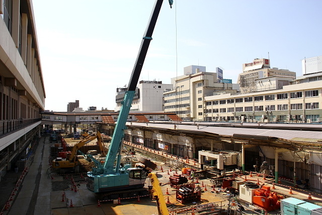 改良工事がすすむ新潟駅