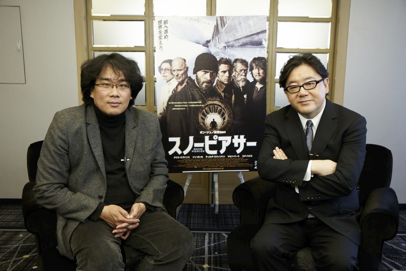 対談が実現したポン・ジュノ監督（左）と秋元康氏