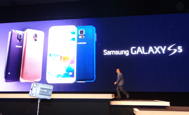 GALAXY S5を発表