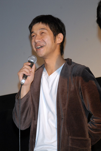 　第20回東京国際映画祭の「日本映画・ある視点」部門に正式出品された「真木栗ノ穴」の舞台挨拶が21日、TOHOシネマズ六本木ヒルズで行われ、深川栄洋監督、木下あゆ美らが登壇した。