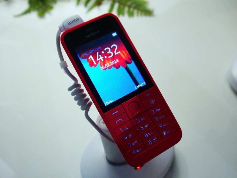 Nokia 220