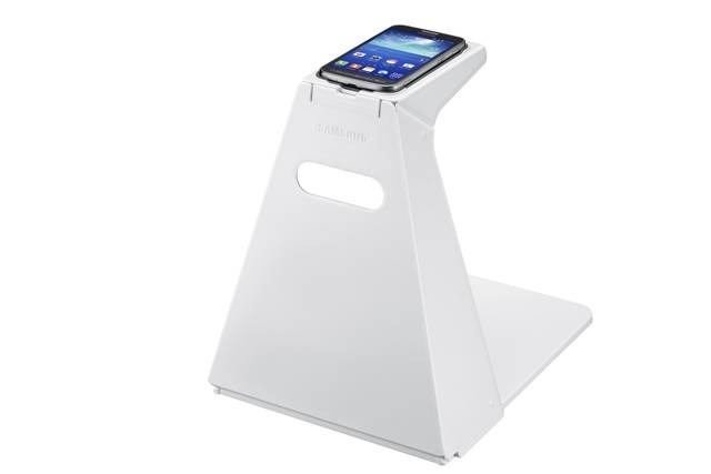 「Optical Scan Stand」は台の下に印刷物を置いて読み上げる