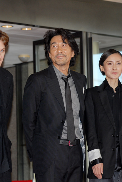 　「第20回東京国際映画祭」最終日の28日、クロージングセレモニーの会場となった渋谷のBunkamuraオーチャード・ホール前にはレッドカーペットが敷き詰められ、各国から集まった映画人たちが続々と来場した。