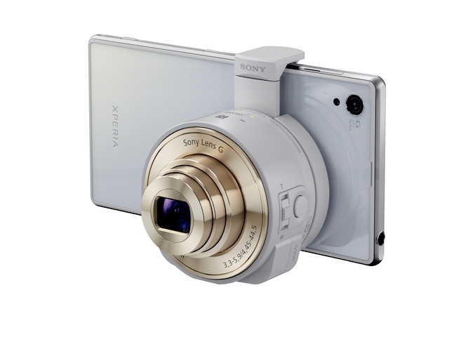 DSC-QX10