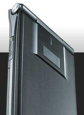 PROSOLIDμ：(P705iCL) ビジネスに役立つ機能が充実した、カメラレスExtreme Slimケータイ（2008年2月）