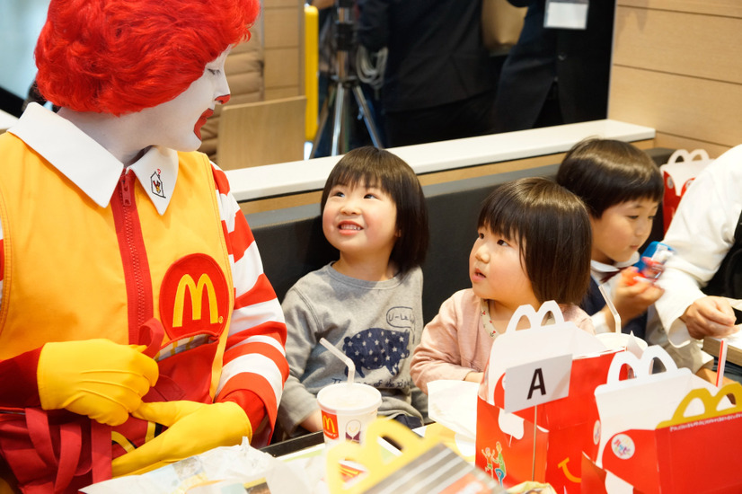 親子向け試食会の様子