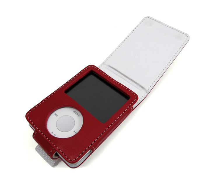 第3世代iPod nano用レザージャケット「RT-N3LC1」（レッド）