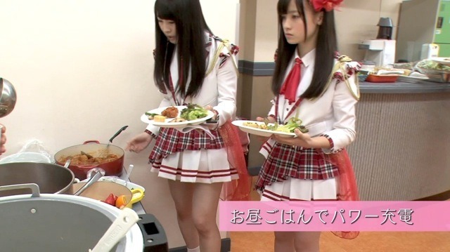 橋本環奈ら『Rev. from DVL』にとって全国初のCM……メイキング