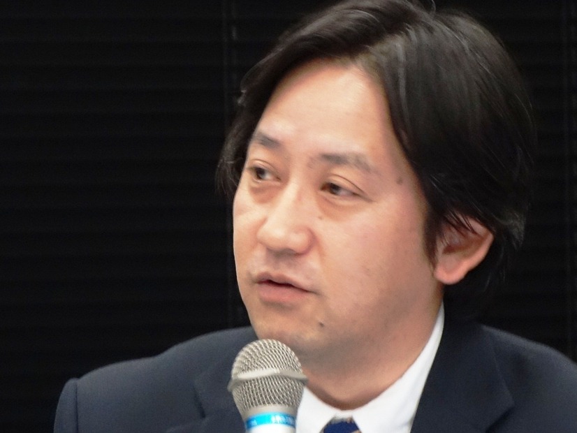 KDDI 技術統括本部 技術規格本部 モバイル技術企画部長 吉田智將氏