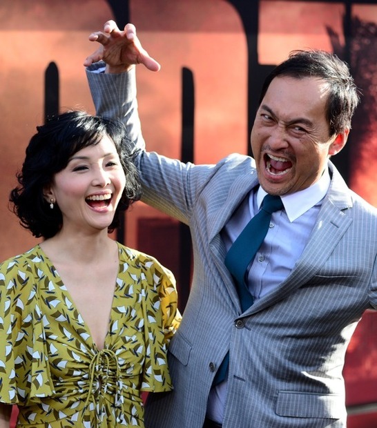 渡辺謙（向かって右）＆南果歩夫妻/『GODZILLA』ワールドプレミア　(c) Getty Images