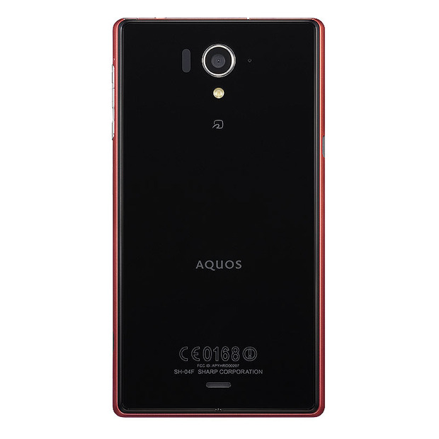 5.4型「AQUOS ZETA SH-04F」オレンジモデル背面