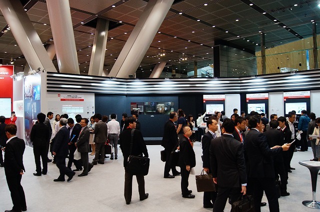 富士通の最新技術をアピールするB2B向けの展示会。