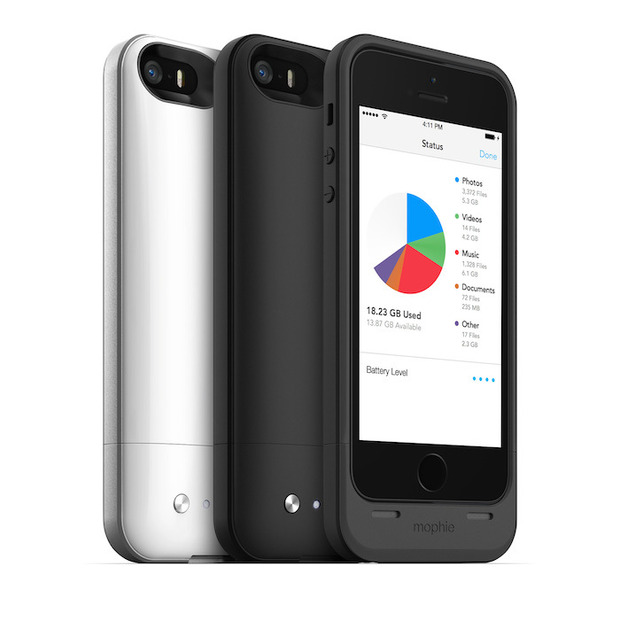 iPhone 5s/5向け大容量ストレージ内蔵バッテリーケース「mophie space pack」