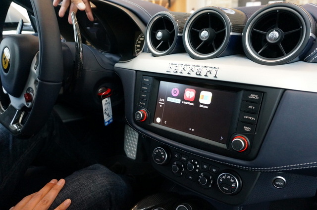 アップル「CarPlay」の実機デモンストレーション（WWDC 2014）