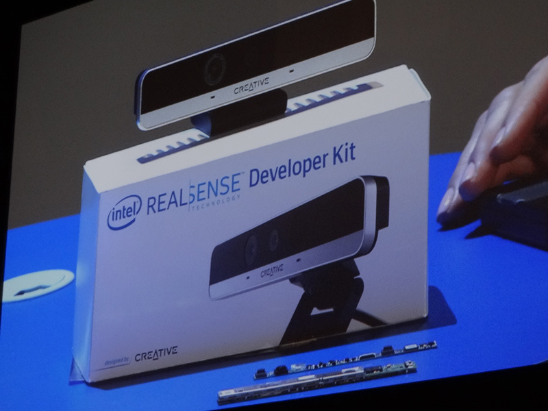 「インテル RealSenseテクノロジー」の開発キット