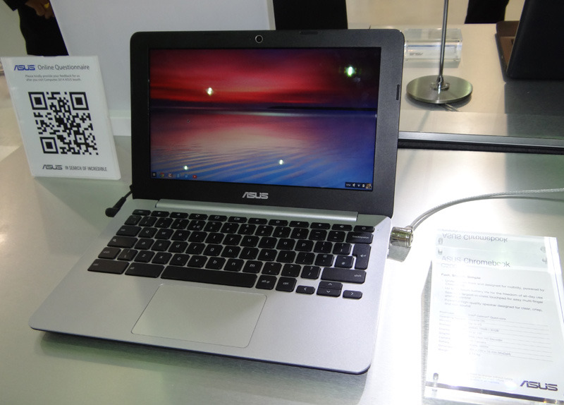 11.6インチのASUS Chromebook C200