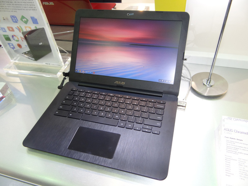 13.3インチのASUS Chromebook C300