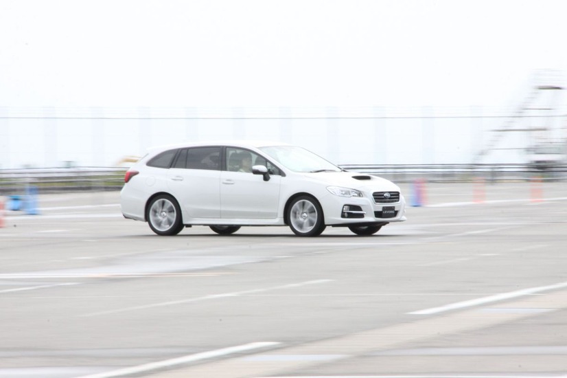 LEVORG DRIVING EXPERIENCE in 中部国際空港
