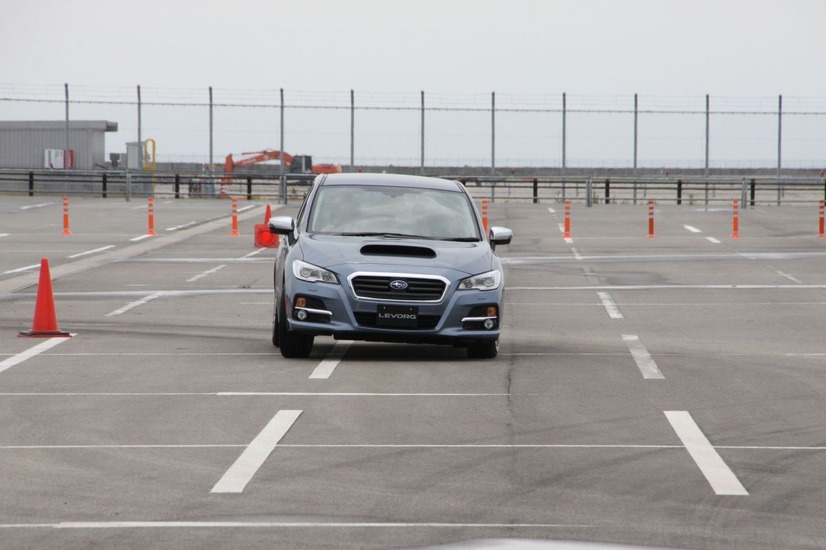 LEVORG DRIVING EXPERIENCE in 中部国際空港