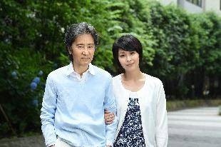 TBS日曜劇場『おやじの背中』、田村正和（向かって左）と松たか子