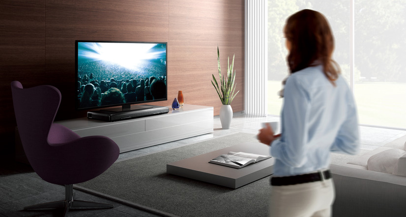 テレビ下に設置可能