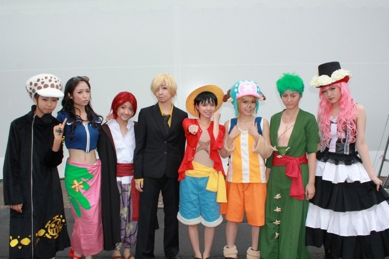 TOこ員、本気のONE PIECEのキャラクターコスプレ