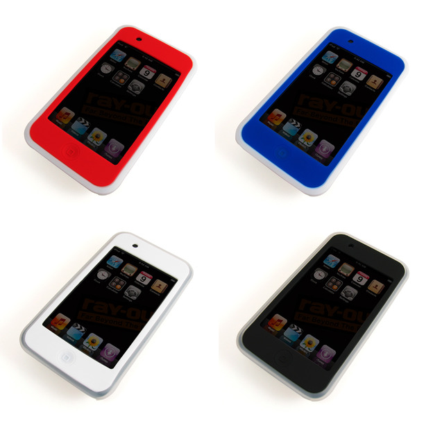 Double color Silicon Jacket（iPod touch用モデル、左上から時計回りにレッド/ネイビー/ブラック/ホワイト）