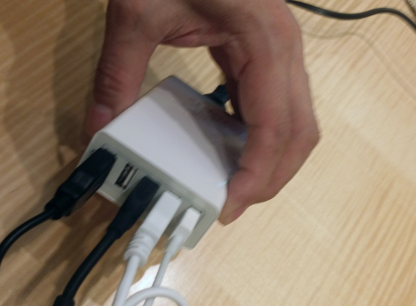 USBを5ポート搭載