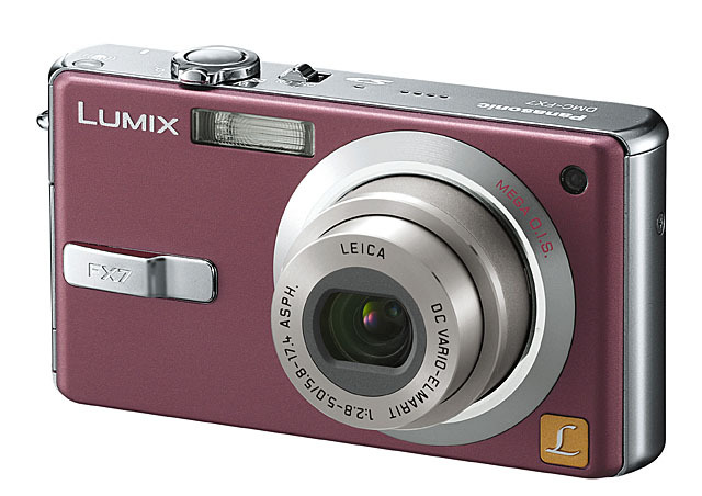 　松下電器産業は、デジタルカメラ「LUMIX」シリーズの新ラインアップとして、スリムボディに手ブレ補正機能と光学3倍ズームを搭載した「DMC-FX7」「DMC-FX2」を8月27日に発売する。