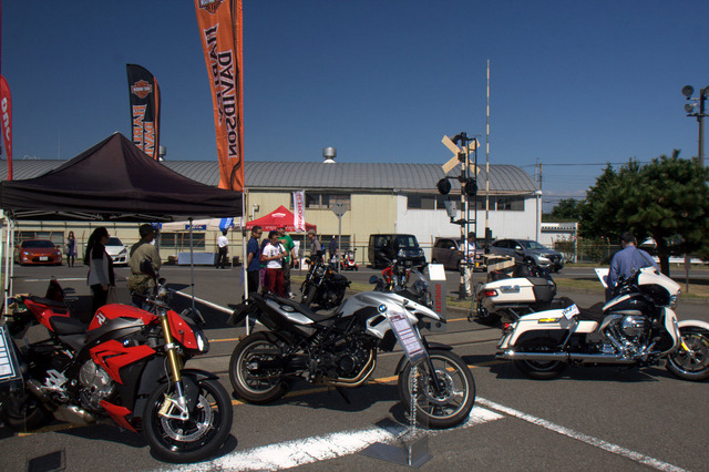 かぶら自動車教習所痛車展示会