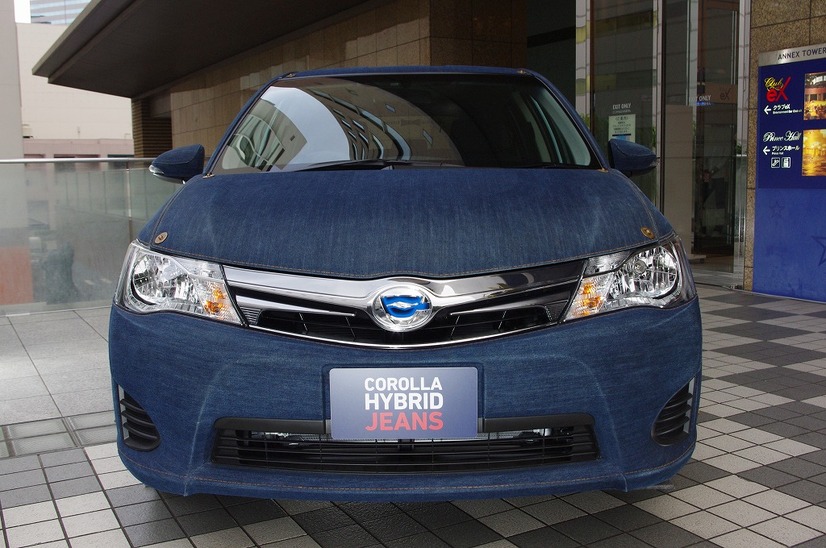 COROLLA HYBRID JEANS