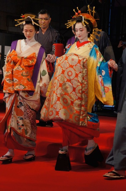 【第27回東京国際映画祭】安達祐実、花魁姿を披露…レッドカーペット
