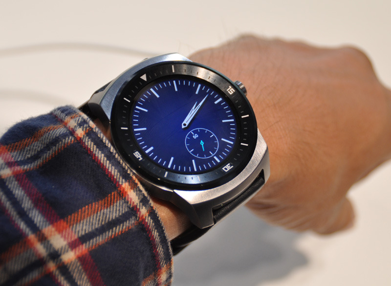 IFAで披露された「LG G Watch R」