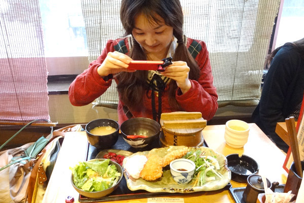 オーダーしたのはサーモンフライタルタル定食