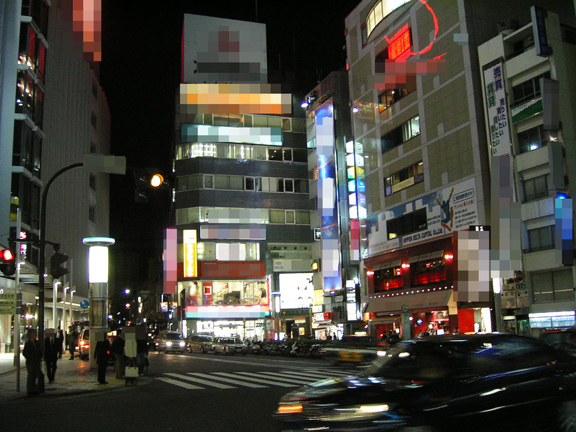 繁華街やオフィス街という立地によって異なるがビル自体の防犯態勢を100%信用することはできない（写真はイメージです）。