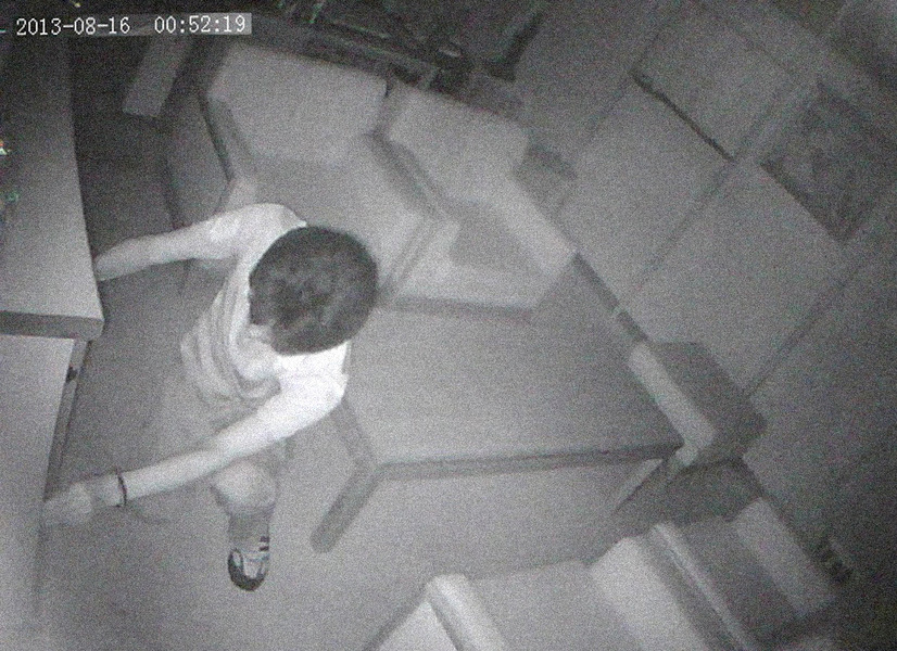 防犯カメラは日中はもちろん夜間の就業時間以降も稼働させるのは、侵入者の監視だけでなく従業員の監視という面もある。