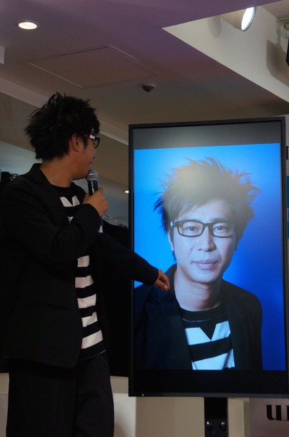 uno/Zoff『自己ベスト写真館』PRイベント