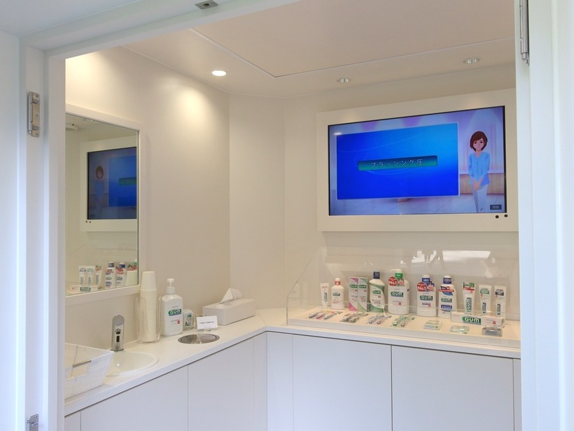 東京オフィス街に ハミガキ男子 増える 公衆歯みがきブースを設置 5枚目の写真 画像 Rbb Today
