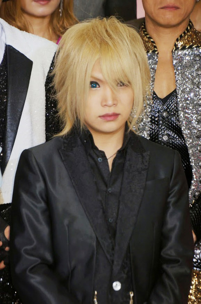 ゴールデンボンバー・鬼龍院翔