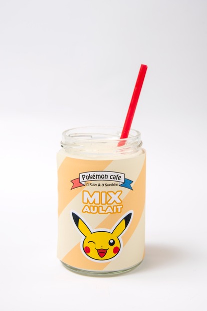 「ポケモンカフェ　Pokemon cafe　Ω Ruby & α Sapphire」メニューとグッズ