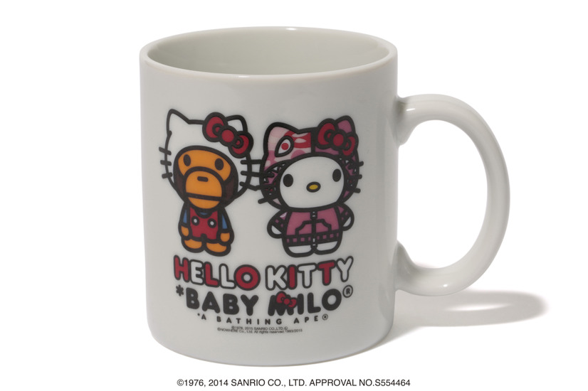 A BATHING APE（R) × HELLO KITTY