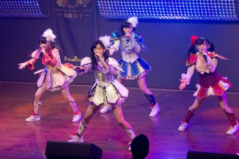 仮面女子ライブ