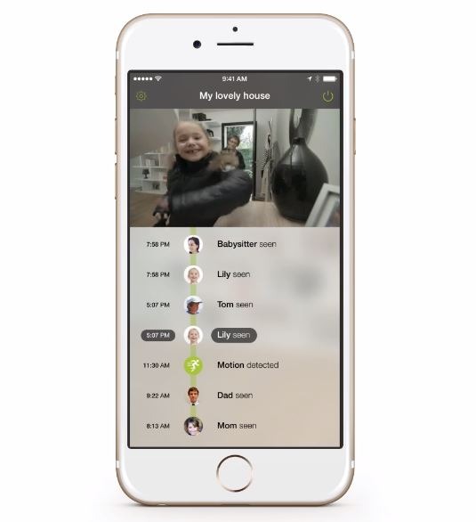 スマートフォンでは警告メールの確認だけでなく、welcomで撮影した画像のリアルタイム視聴も可能となっている（画像は同社webより）。