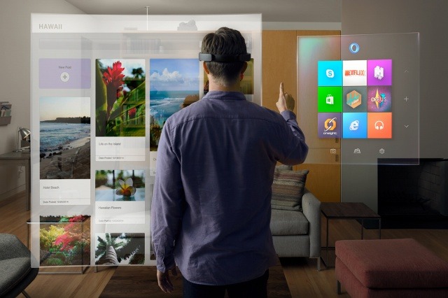 ホログラフィック コンピュータ「HoloLens」利用イメージ