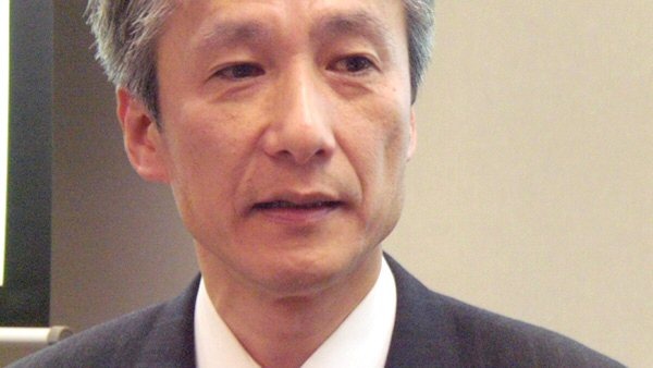 富士通常務理事モバイルシステム事業本部長の岩淵英介氏