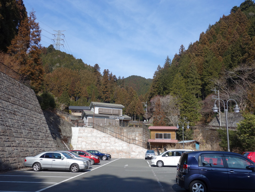 つるつる温泉駐車場