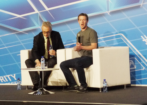 MWC2014に登場したFacebookファウンダー兼CEOのマーク・ザッカーバーグ氏