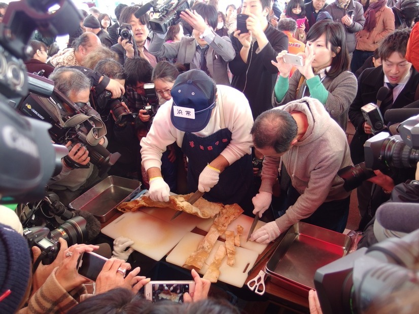 ダイオウイカ試食会